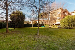 Apartment | 2 bedrooms, WiFi