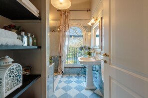 House | 3 bedrooms, WiFi