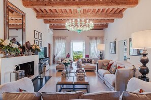 Villa | 10 bedrooms, WiFi - Villa Duemani - Pickleball Retreat (Capannori)