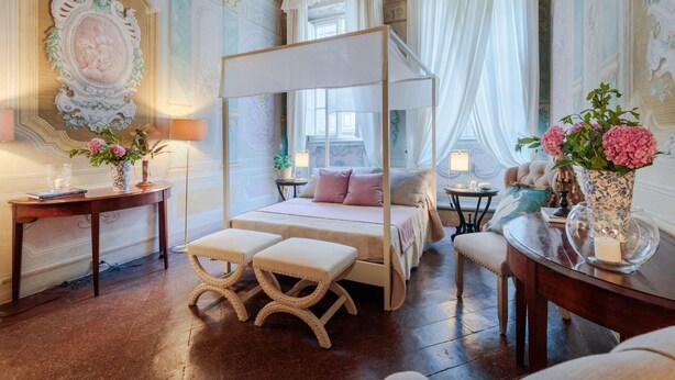 บ้านพัก | 8 ห้องนอน