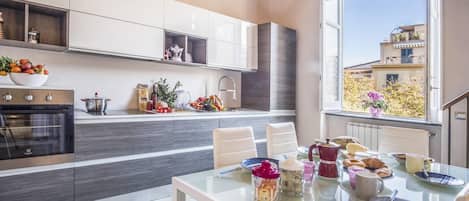 公寓 | 3 間臥室、無線上網