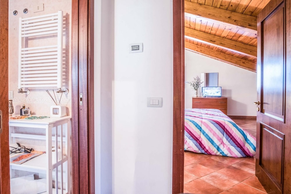 Palazzo Correale Maresca di Serracapriola by null