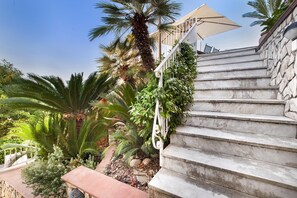 House, Smoking | 3 bedrooms