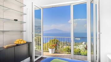 House, Smoking | 3 bedrooms