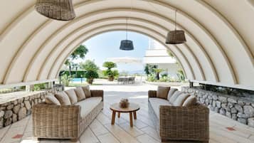 Vila, para fumantes | 4 quartos, berço de viagem