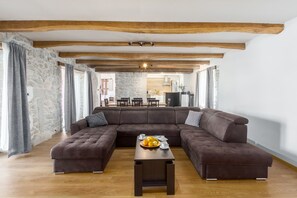 Smart TV, tavolo da ping pong