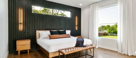 4 Schlafzimmer, Schreibtisch, Bügeleisen/Bügelbrett, kostenloses WLAN