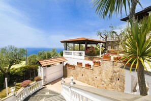 Villa, Raucher | 6 Schlafzimmer, Schreibtisch, WLAN