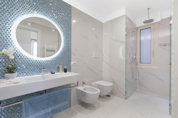 Ferienhaus, Raucher | 2 Schlafzimmer, Bügeleisen/Bügelbrett, WLAN