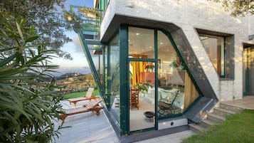 Villa, Smoking | 12 bedrooms