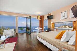 Villa, fumatori | 12 camere