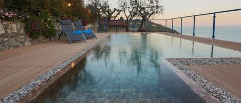 Villa, para fumadores | 3 habitaciones y wifi