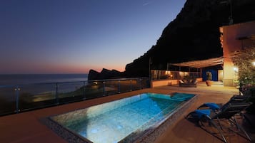 Villa, Smoking | 3 bedrooms, WiFi