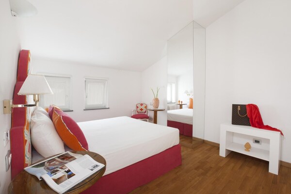Villa Lux In Sorrento - Sorrent