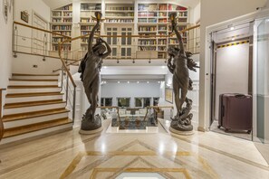 Villa | 6 Schlafzimmer, Bügeleisen/Bügelbrett, WLAN