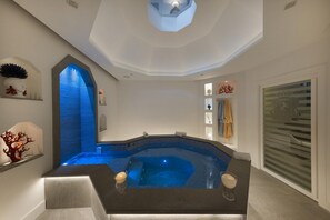 6 bedrooms, iron/ironing board, WiFi - Villa Lux in Sorrento (Sorrento)