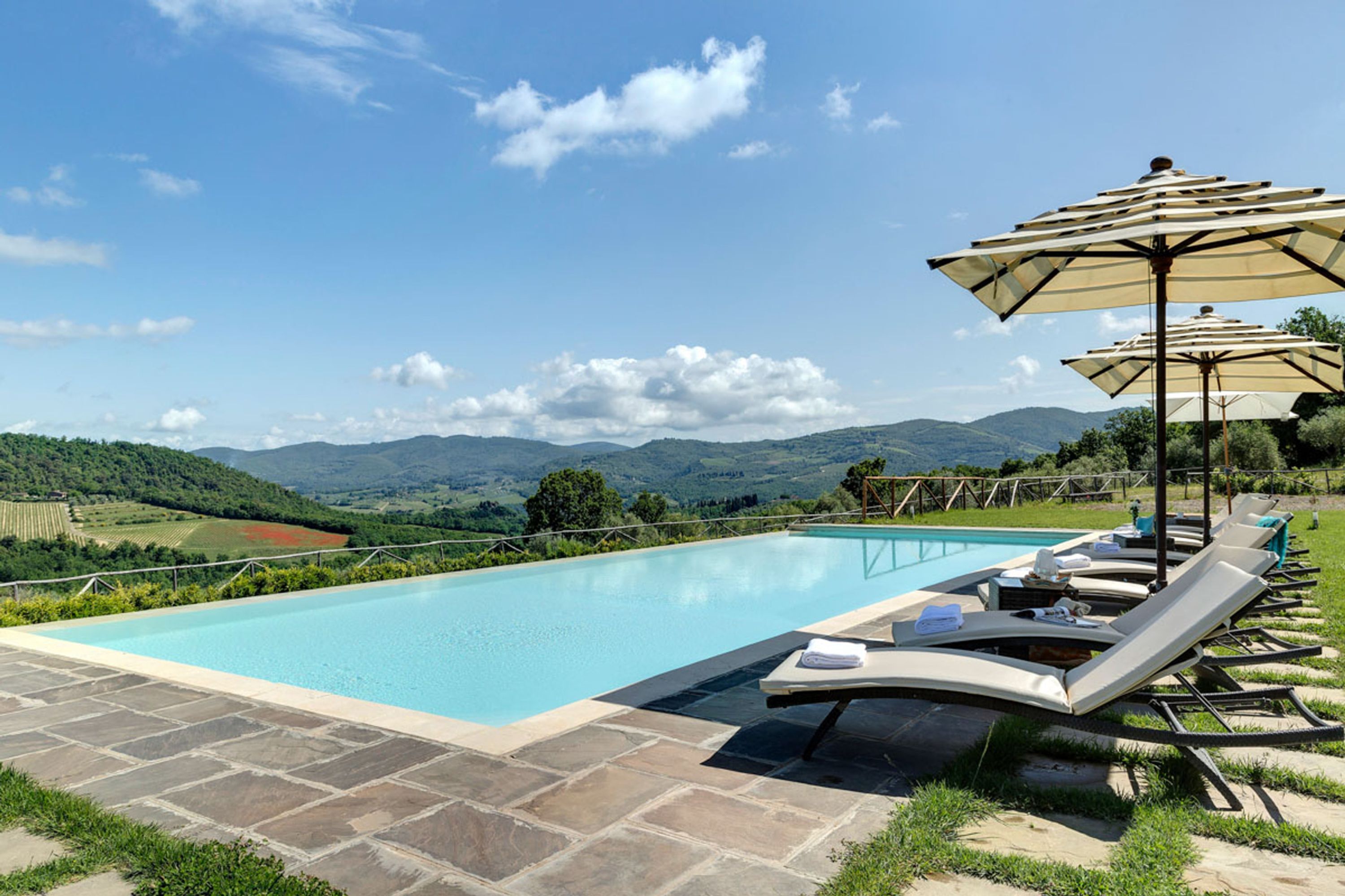 Huoneisto | 18 makuuhuonetta