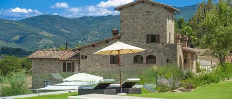 Huvila | 7 makuuhuonetta