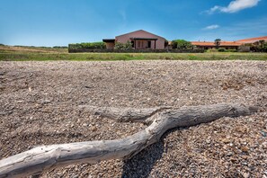 Villa | 2 Schlafzimmer, Reisekinderbett
