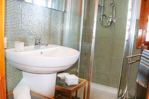 Villa | 2 sovrum och resesäng