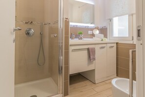 House | 2 bedrooms - The Sweet Square Flat (Varenna)