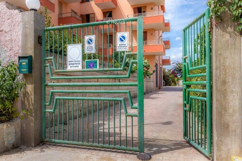 Sr-f943-elor50a1 - Eloro Apartment