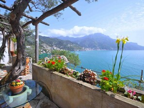 Villa | 2 bedrooms, iron/ironing board - Villa With Terrace and sea View in Ravello ID 3196 (Ravello)