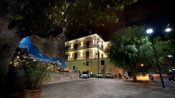 Apartamento | 2 quartos, berço de viagem