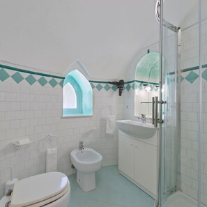 House | Bathroom