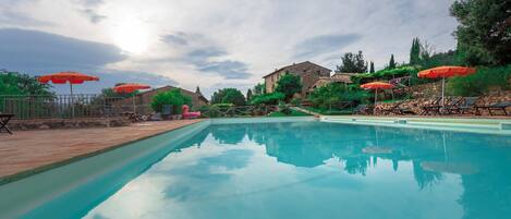 House | 2 bedrooms, iron/ironing board, WiFi