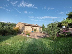 House | 2 bedrooms