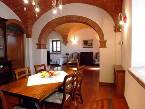 House | 4 bedrooms - Country House in Chianti With Pool ID 33 (Montaione)