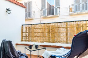 Apartment - Parthenope s Eye on the Seafront (Naples)