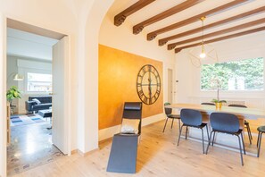 Villa | 4 Schlafzimmer, WLAN