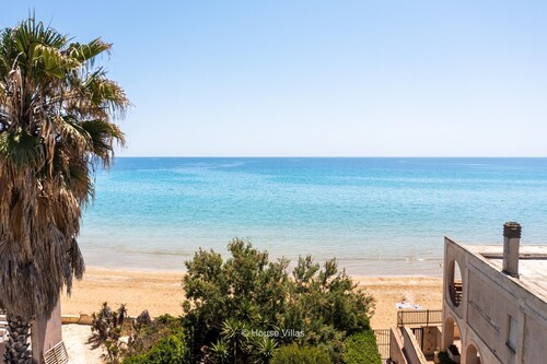 Baia Delle Sirene in Noto