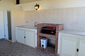 Apartment, Smoking | 3 bedrooms
