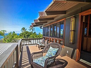 House, Multiple Beds (Koi Hale) | Balcony - Koi Hale (Kailua-Kona)