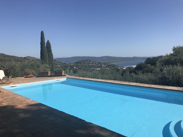 Villa, Smoking | 4 bedrooms