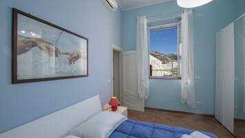 House | 2 bilik tidur