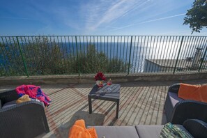 1 bedroom - Casa Cetrangolo - Panoramic House a few Steps From the sea (Praiano)