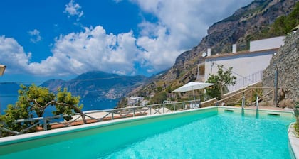 Villa Imperati - Splendid Villa With Private Pool Overlooking the sea