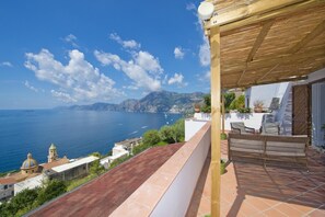 House | 2 bedrooms - Casa Sunset - Panoramic Terrace Overlooking Positano and Capri (Praiano)