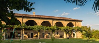 อพาร์ทเมนต์ Oleandri มีห้องนอนหนึ่งและห้องน้ำหนึ่ง ตั้งอยู่ที่ชั้นล่าง มีทางเข้าสำหรับผู้พิการ อพาร์ทเมนต์ที่ 2