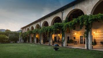 Apartment, Smoking | 2 bedrooms