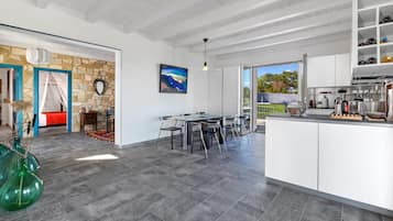 House, Smoking | 3 bedrooms
