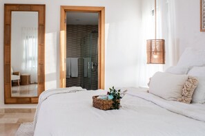 3 Schlafzimmer, Zimmersafe, Schreibtisch, BĂŒgeleisen/BĂŒgelbrett