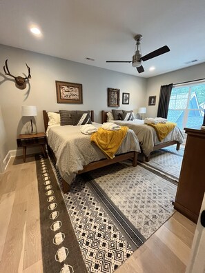 4 bedrooms, iron/ironing board, travel crib, free WiFi