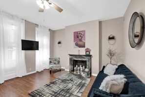 Smart TV, fireplace, offices