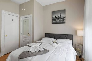 1 dormitorio, escritorio, tabla de planchar con plancha y wifi gratis