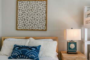 2 chambres, fer et planche à repasser, Wi-Fi gratuit, draps fournis